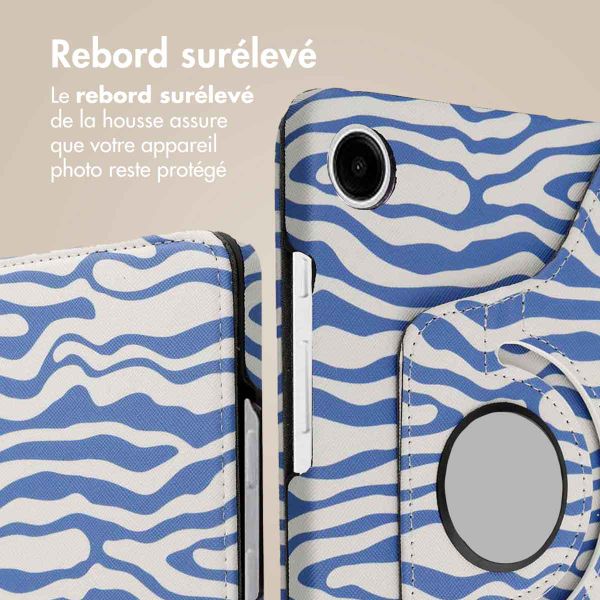 imoshion Coque tablette Design rotatif à 360° Samsung Galaxy Tab A9 Plus - White Blue Stripes