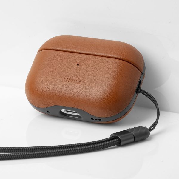 Uniq Coque en cuir véritable Terra Apple AirPods Pro 2 - Toffee Brown