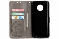 Etui de téléphone Fleurs de Trèfle Motorola Moto G6 Plus