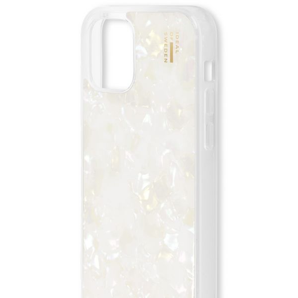 iDeal of Sweden Coque Pearlized Apple iPhone 12 (Pro) - Blanc