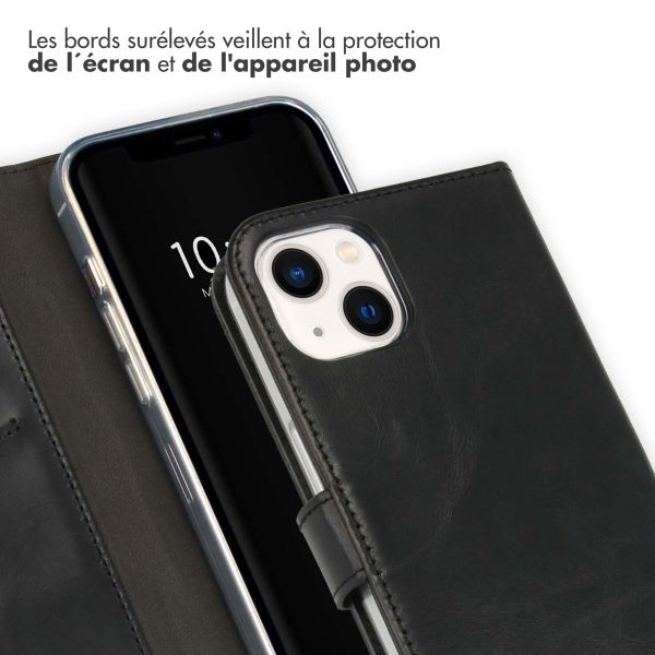 Selencia Étui portefeuille en cuir véritable Apple iPhone 13 - Noir
