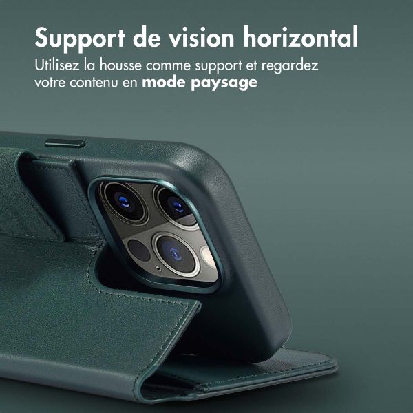 Accezz Étui de télephone portefeuille en cuir 2-en-1 avec MagSafe Apple iPhone 14 Pro - Cedar Green