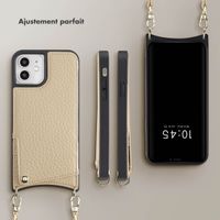 Selencia Coque arrière avec cordon et porte-cartes Nova iPhone 12 (Pro) - Beige