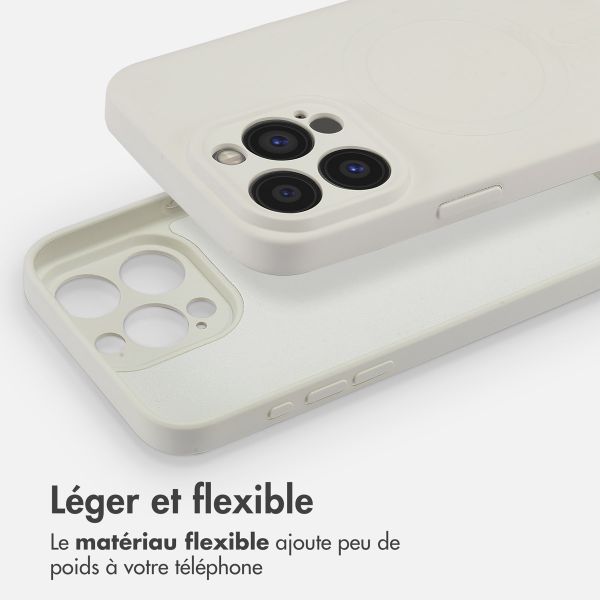 imoshion Coque Couleur avec MagSafe iPhone 15 Pro Max - Beige