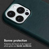 Accezz Coque MagSafe en cuir vintage Apple iPhone 13 Pro - Smokey Green