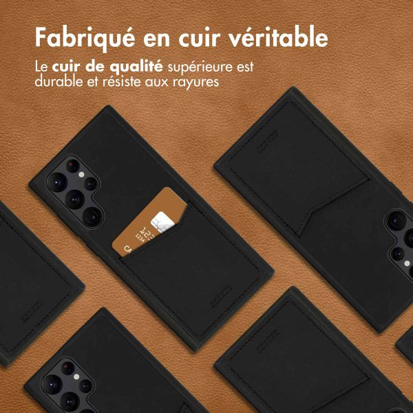 Accezz ﻿Coque en cuir de qualité supérieure avec fentes pour cartes Samsung Galaxy S22 Ultra - Noir