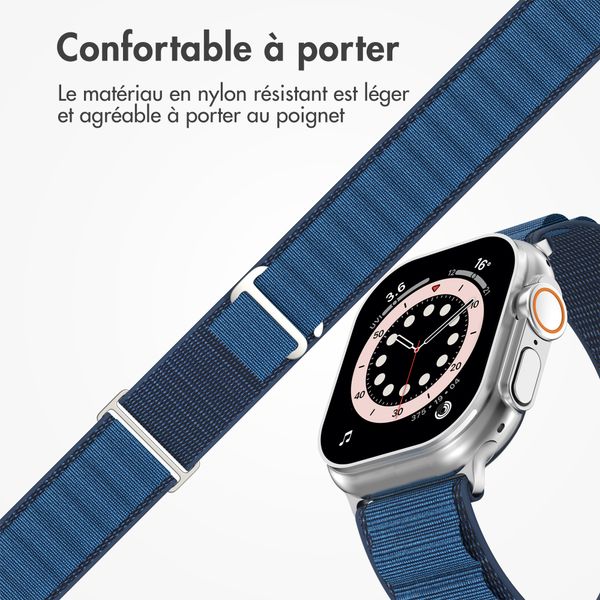 Accezz Bracelet en nylon Alpine Apple Watch | 44/45/46/49 mm - Dark Blue