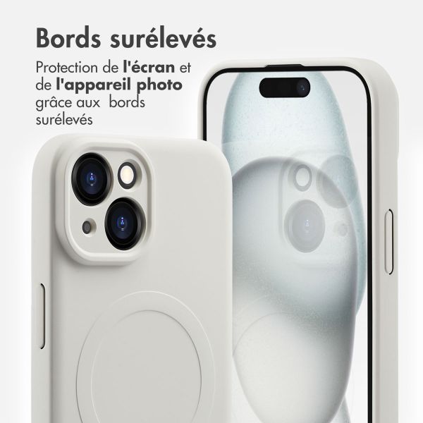 imoshion Coque Couleur avec MagSafe Apple iPhone 15 - Beige