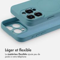 imoshion Coque Couleur avec MagSafe Apple iPhone 15 Pro - Smoke Green
