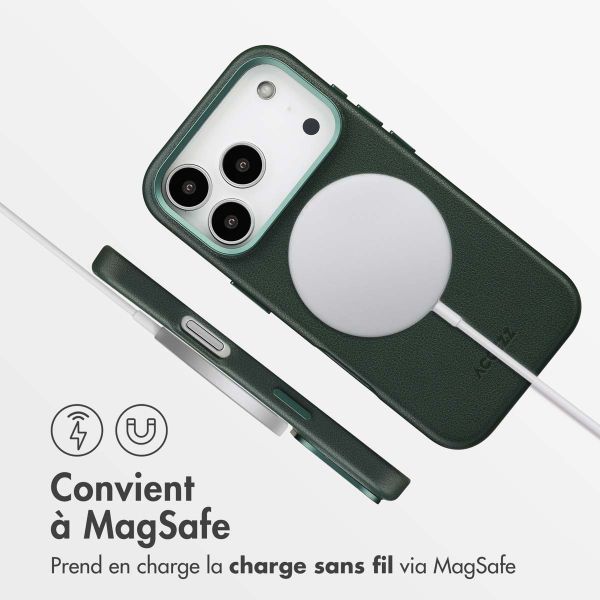 Accezz Coque arrière en cuir avec MagSafe Apple iPhone 17 Pro - Cedar Green