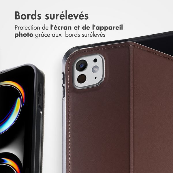 Accezz Coque tablette Classic Apple iPad Pro 13 (2025) M5 / (2024) M4 - Marron