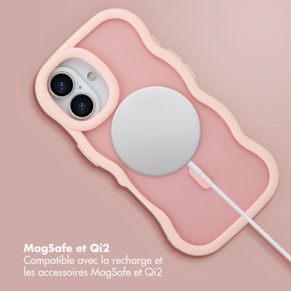 Selencia Coque arrière Wavy avec MagSafe Apple iPhone 17 - Soft Pink
