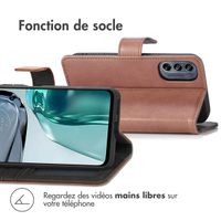 imoshion Étui de téléphone portefeuille Luxe Motorola Moto G62 - Brun