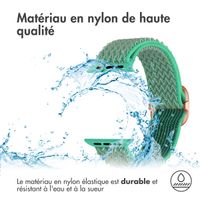 imoshion Bracelet en nylon élastique Apple Watch Series 1 t/m 9 / SE (38/40/41 mm) | Series 10 / 11 (42 mm) - Turquoise
