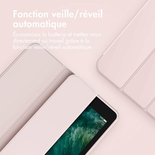 Accezz Étui de téléphone portefeuille Smart Silicone iPad 6 (2018) 9.7 pouces / iPad 5 (2017) 9.7 pouces - Rose