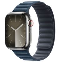 Apple Bracelet à maillons magnétique FineWoven Apple Watch Series 1 t/m 9 / SE (38/40/41 mm) | Series 10 / 11 (42 mm) - Taille M/L - Pacific Blue