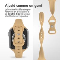 imoshion Bracelet en silicone fin Apple Watch Series 1-9 / SE (38/40/41 mm) | Series 10 (42 mm) - Noyer