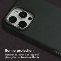 Accezz Coque MagSafe en cuir vintage Apple iPhone 16 Pro Max - Smokey Green