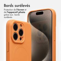 imoshion Coque Couleur avec MagSafe Apple iPhone 15 Pro - Neon Orange