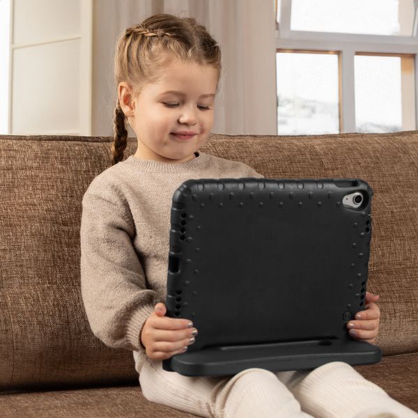imoshion Coque kidsproof avec poignée Apple iPad 6 (2018) 9.7 pouces / iPad 5 (2017) 9.7 pouces - Noir