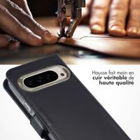 Selencia Étui portefeuille en cuir véritable Google Pixel 9 / 9 Pro - Noir