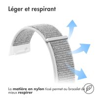 imoshion Bracelet en nylon le Fitbit Charge 5 / Charge 6 - Taille S - Gris clair