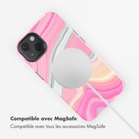 Selencia Coque arrière Vivid Tough avec MagSafe iPhone 13 - Pastel Lipstick Marble