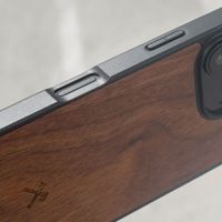 Woodcessories Coque Bumper MagSafe iPhone 16 Pro Max - Walnut