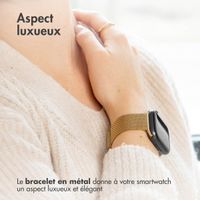 imoshion Bracelet magnétique milanais Apple Watch Series 1 á 10 / SE / Ultra (2) (44/45/46/49 mm) - Taille M - Dorée