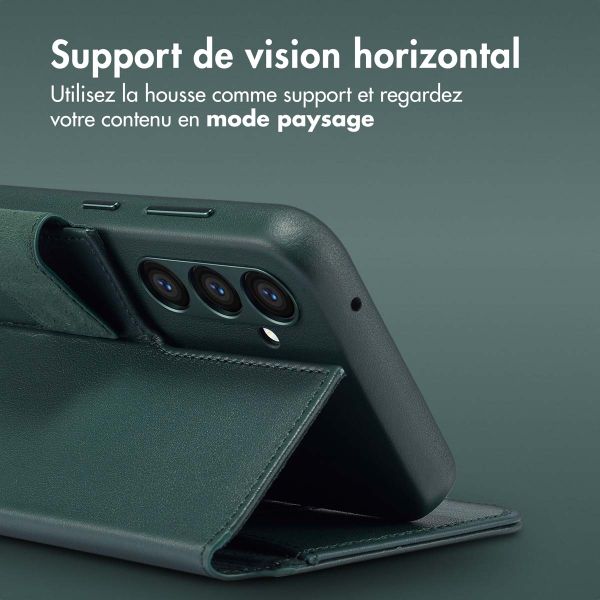 Accezz Étui de télephone portefeuille en cuir 2-en-1 avec MagSafe Samsung Galaxy S24 Plus - Cedar Green