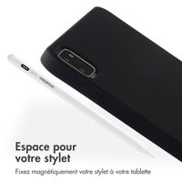 Accezz Coque Liquid Silicone avec porte-stylet iPad Pro 11 (2018/2020/2021/2022) - Noir