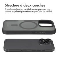 Accezz Coque Givrée Robuste avec MagSafe Apple iPhone 16 Pro - Noir