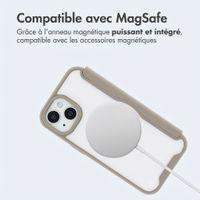 imoshion Bookcase transparente avec MagSafe Apple iPhone 15 - Beige