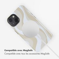 Selencia Coque arrière Vivid avec MagSafe Apple iPhone 13 - Desert Waves Beige