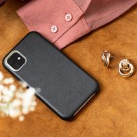 Selencia Coque Gaia Serpent iPhone 13 Pro - Noir