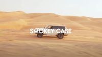 CARE by PanzerGlass Coque Smokey Urban Combat MagSafe Apple iPhone 16 Pro - Smokey