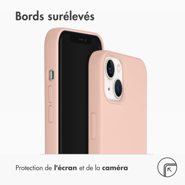 Accezz Coque Liquid Silicone iPhone 13 - Rose