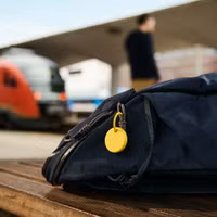 Chipolo POP Bluetooth Tracker - Pack de 4 - Rouge, Bleu, Jaune, Vert