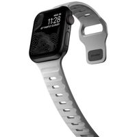 Nomad Bracelet Sport FKM Apple Watch Series 1 t/m 9 / SE (38/40/41 mm) | Series 10 / 11 (42 mm) - Lunar Gray