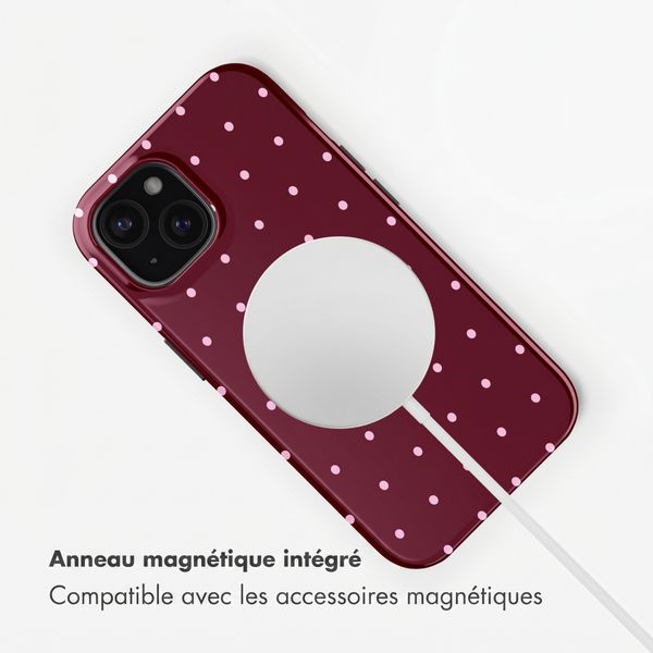Selencia Coque arrière Vivid avec MagSafe Apple iPhone 15 - Happy Dots Burgundy