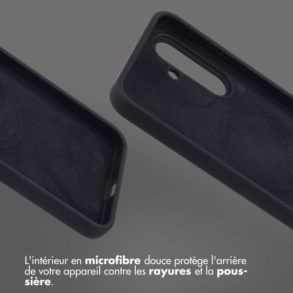 Accezz Coque arrière en silicone liquide avec MagSafe Samsung Galaxy A36 - Noir