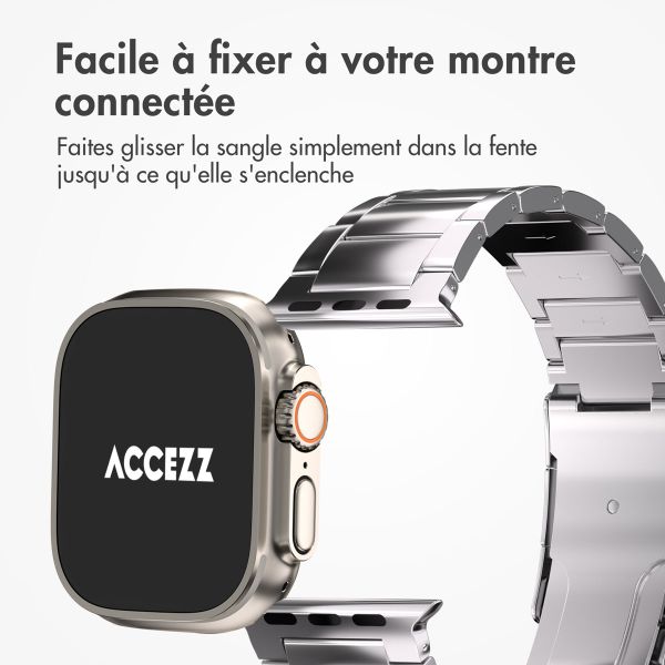 Accezz Bracelet en acier Titane Brillant Apple Watch Series 1 á 10 / SE / Ultra (2) (44/45/46/49 mm) - Argent