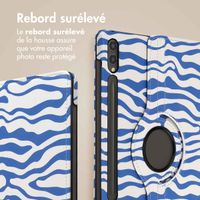 imoshion Coque tablette Design rotatif à 360° Samsung Galaxy Tab S10 Plus / Tab S9 Plus / Tab S9 FE Plus - White Blue Stripes