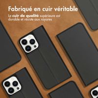 Accezz Étui de téléphone Slim Folio en cuir de qualité supérieure iPhone 13 Pro - Noir