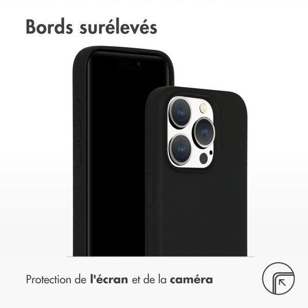 Accezz Coque Liquid Silicone avec MagSafe Apple iPhone 15 Pro - Noir