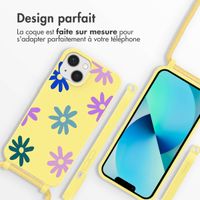 imoshion Coque design en silicone avec cordon Apple iPhone 13 - Yellow Flower Distance