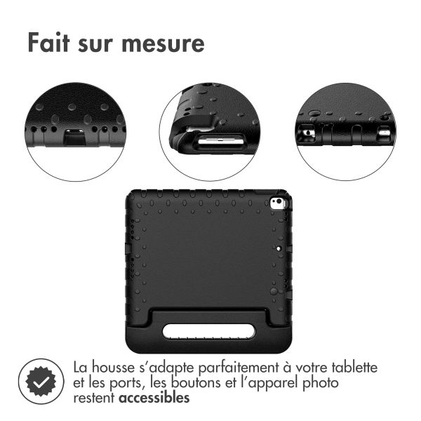 imoshion Coque kidsproof avec poignée Apple iPad 9 (2021) 10.2 pouces / iPad 8 (2020) 10.2 pouces / iPad 7 (2019) 10.2 pouces - Noir
