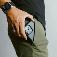 Nomad Coque Rugged Apple iPhone 15 - Noir