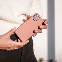 imoshion Coque de couleur avec cordon amovible Apple iPhone 13 - Peach