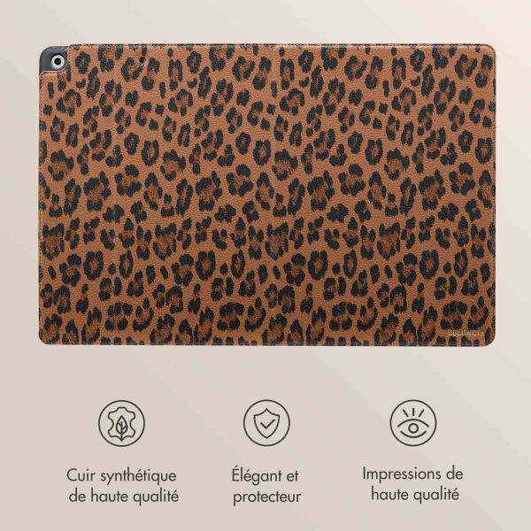 Selencia Coque tablette Sabi avec imprimé léopard Apple iPad 9 (2021) 10.2 pouces / iPad 8 (2020) 10.2 pouces / iPad 7 (2019) 10.2 pouces - Mocha Brown